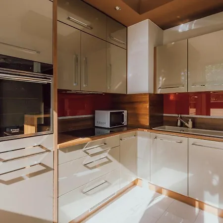 Nad Lyna אולז'טין